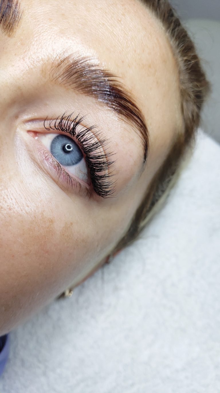 hybrid eyelash extension1