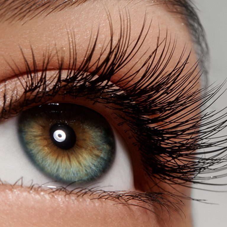 eyelash extension